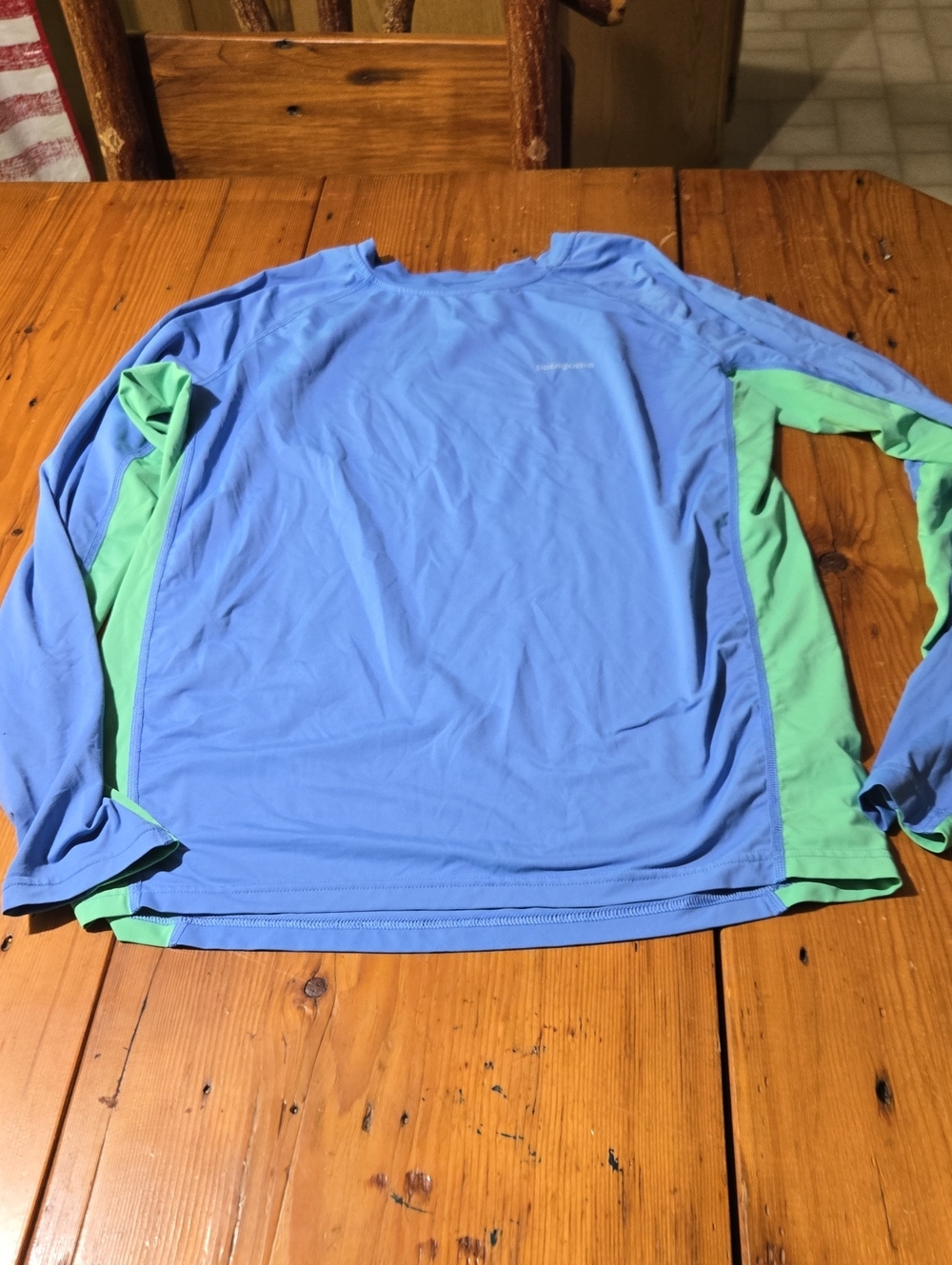 Patagonia Light Blue and Mint Green Capilene Silkweight Top Sz Xxl